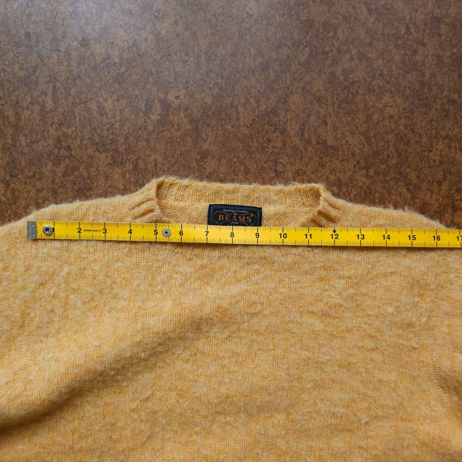 BEAMS Plus Made in Scotland Shetland Shaggy Dog Seamless Sweater Gold Small