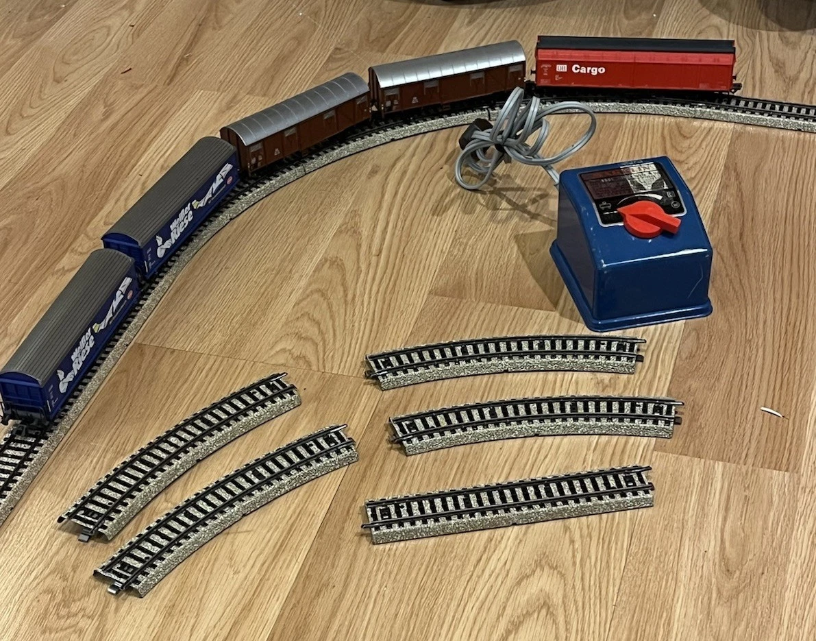 Märklin HO with Vintage Model Railroad Starter Sets & Packs | eBay