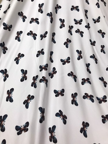 1 Meter Hochwertig High-Fashion Seide Satin Stoff Meterware von Mariotti 🇮🇹 - Bild 4 von 4