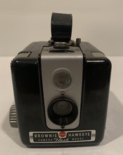 Eastman Kodak Brownie Hawkeye Flash Camera Includes Flash Vintage Mid Century
