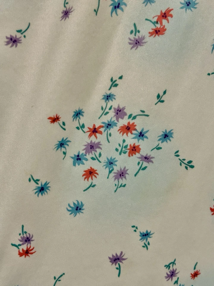 Blusa Vintage Sears The Shirt Branca Floral Perma Prest Feminina M/G - Imagem 3 de 4