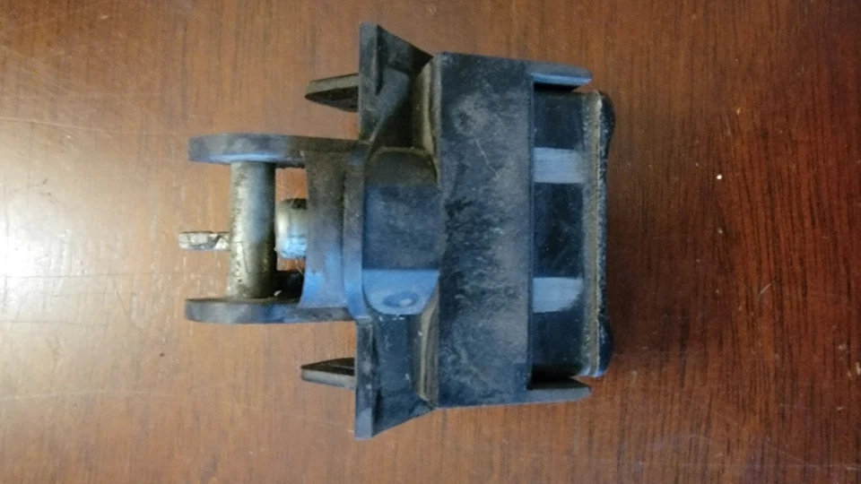 Cerradura maletero trasero volkswagen golf mk2 1985-1992 Foto 3 de 4