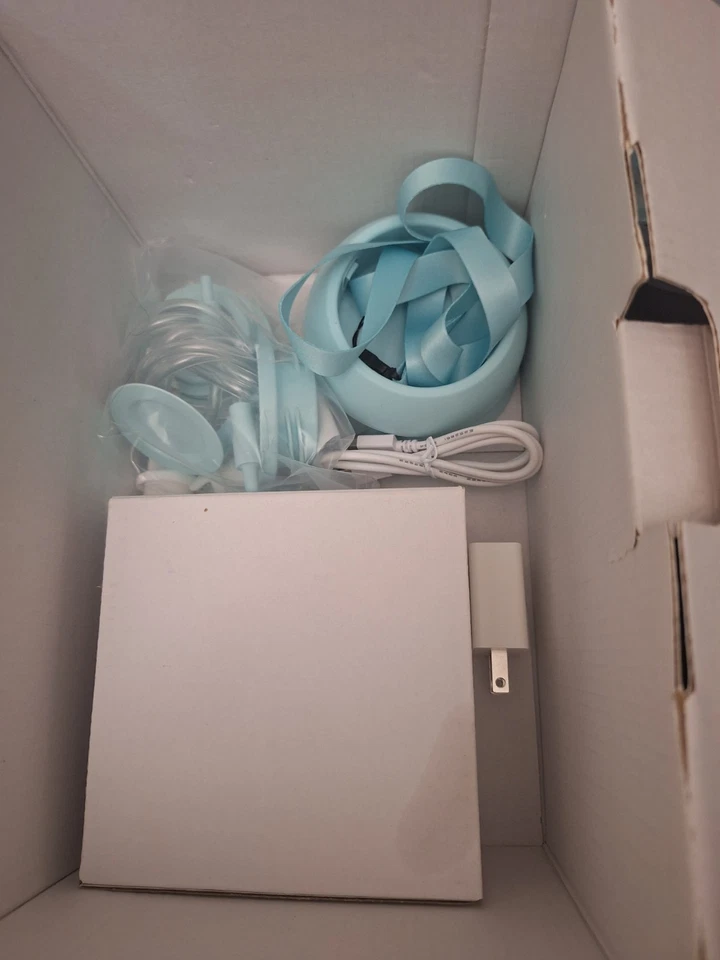 Zomee Z2 Double Electric Breast Pump + Hands-Free Cups – New (Open Box) - Image 4 of 4