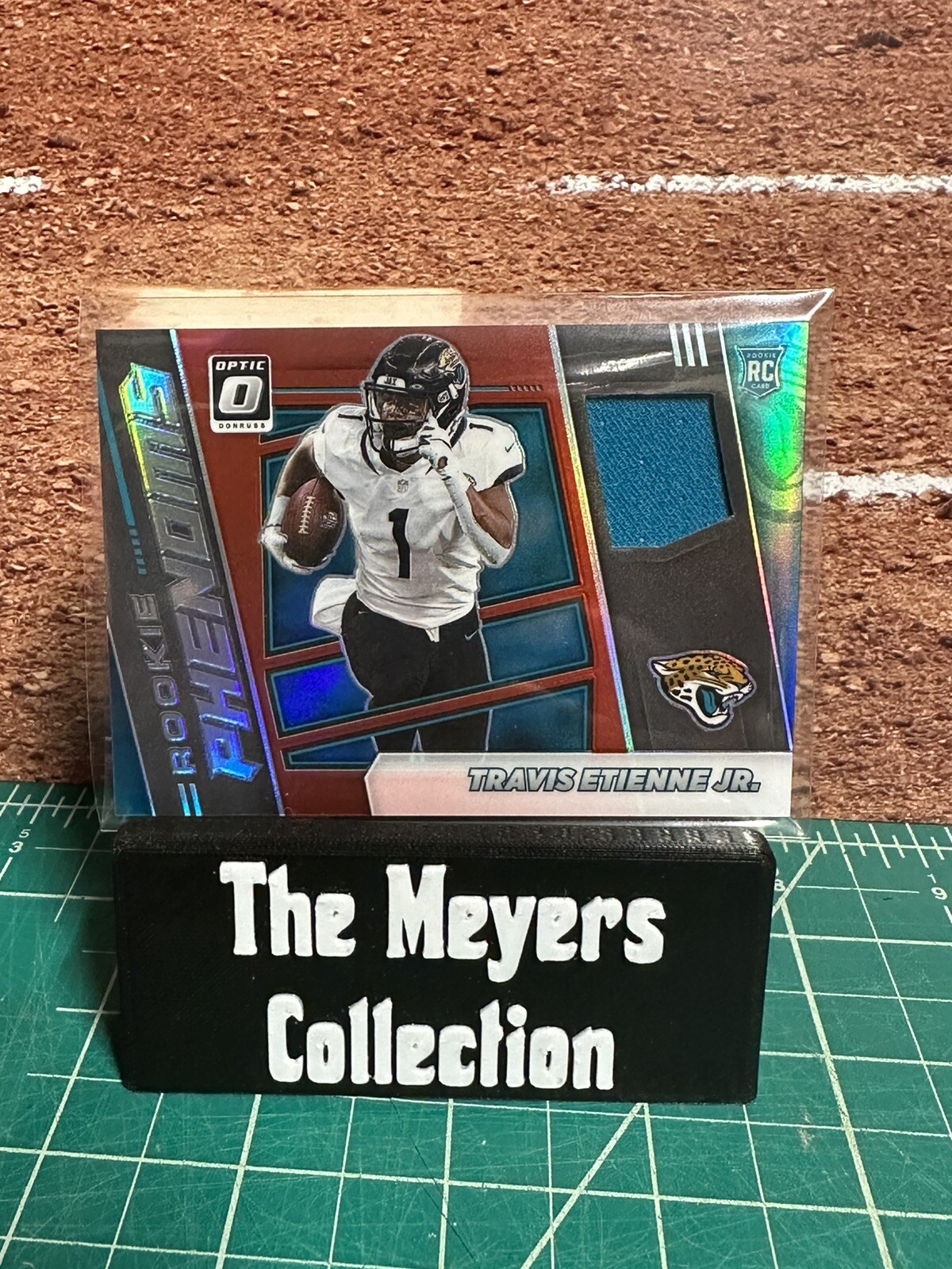 2021 Donruss Optic Travis Etienne Jr. Red Prizm Rookie Phenoms Patch RC #RPH-14
