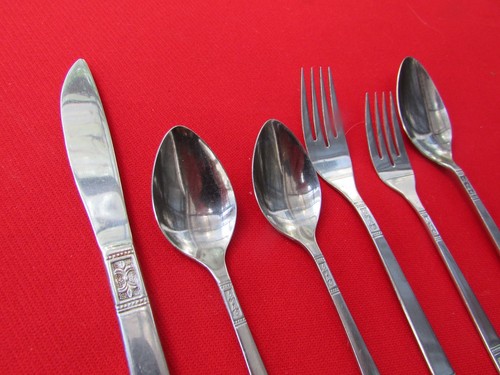 Fleur De Lis CUS3 modello set 6 pezzi posto di Customcraft acciaio inox Taiwan - Foto 2 di 12