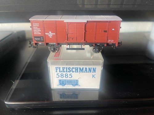 Fleischmann HO 5885 K gedeckter Länderbahn Güterwagen   NEU + OVP | Zustand: Neu