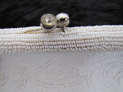 Vintage Walborg Belgium Ladies Beaded Clutch White Bag - Picture 9 of 9