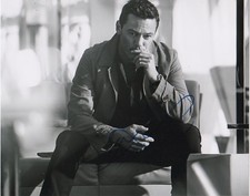 Luke Evans Autographed Signed 8x10 Photo COA D10