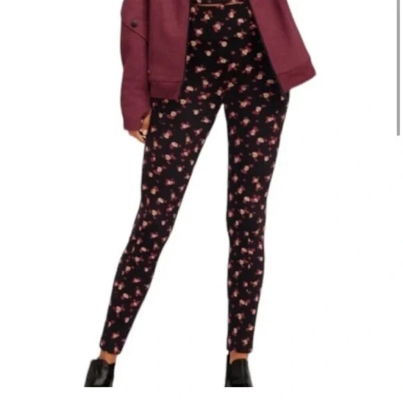 CABI patterned lean leggings - image 1