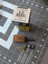 Cole Hersee M-531 2 Circuit, 3-Position Push-Pull Switch NOS