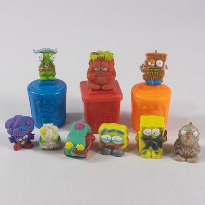Lot of 9 Trash Packs Figures No Duplicate Common, Ultra Rare w/ Cases