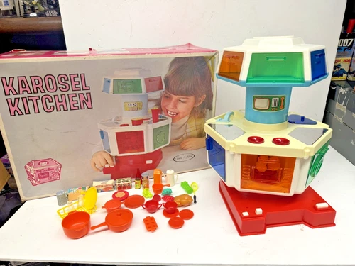 Vintage Sears Karosel Kitchen Mattel Barbie 1970 Super Clean!
