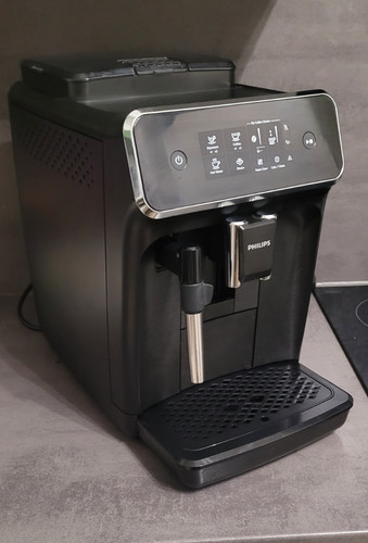 Philips Series 2200 Kaffeevollautomat frisch gewartet, top Zustand