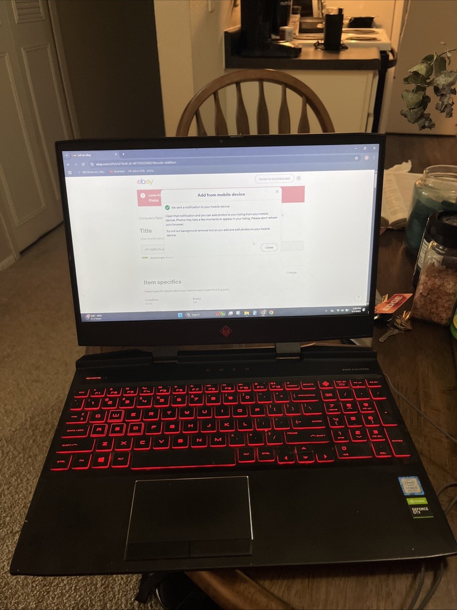 HP OMEN 15-dc0020nr (1TB HDD 128GB SSD, Intel Core i7 8th