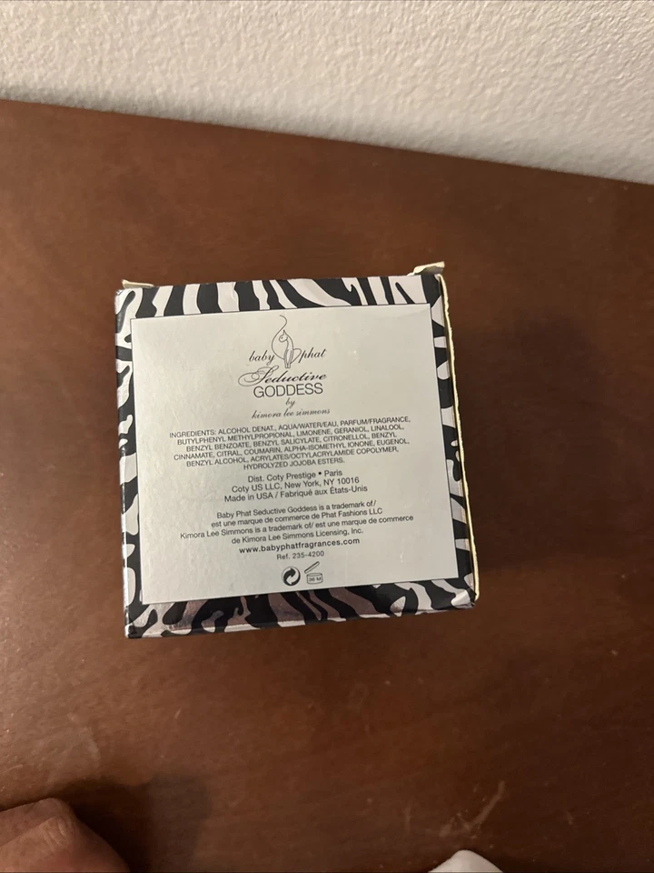 Baby Phat Diosa Seductora Por Kimora Lee Simmons 3.4 Fl 100 Ml Foto 2 de 3