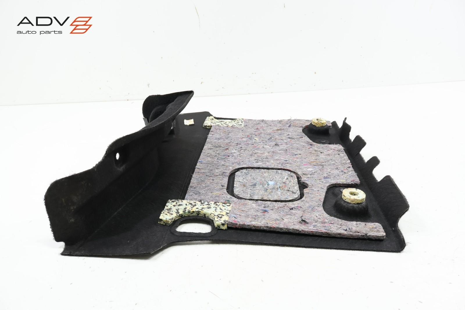 2014 - 2020 MASERATI GHIBLI REAR TRUNK COMPARTMENT TRIM COVER CARPET PANEL OEM