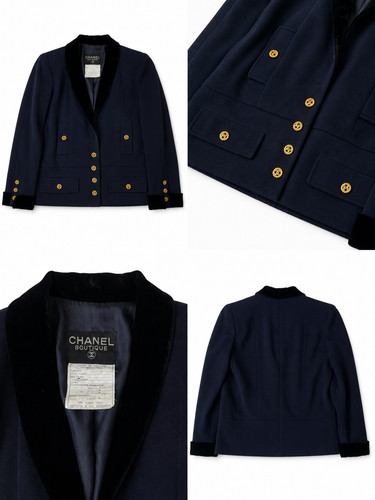 Vintage CHANEL BOUTIQUE Navy Laine Wool Blazer Black Velvet Collar & Cuffs Gold