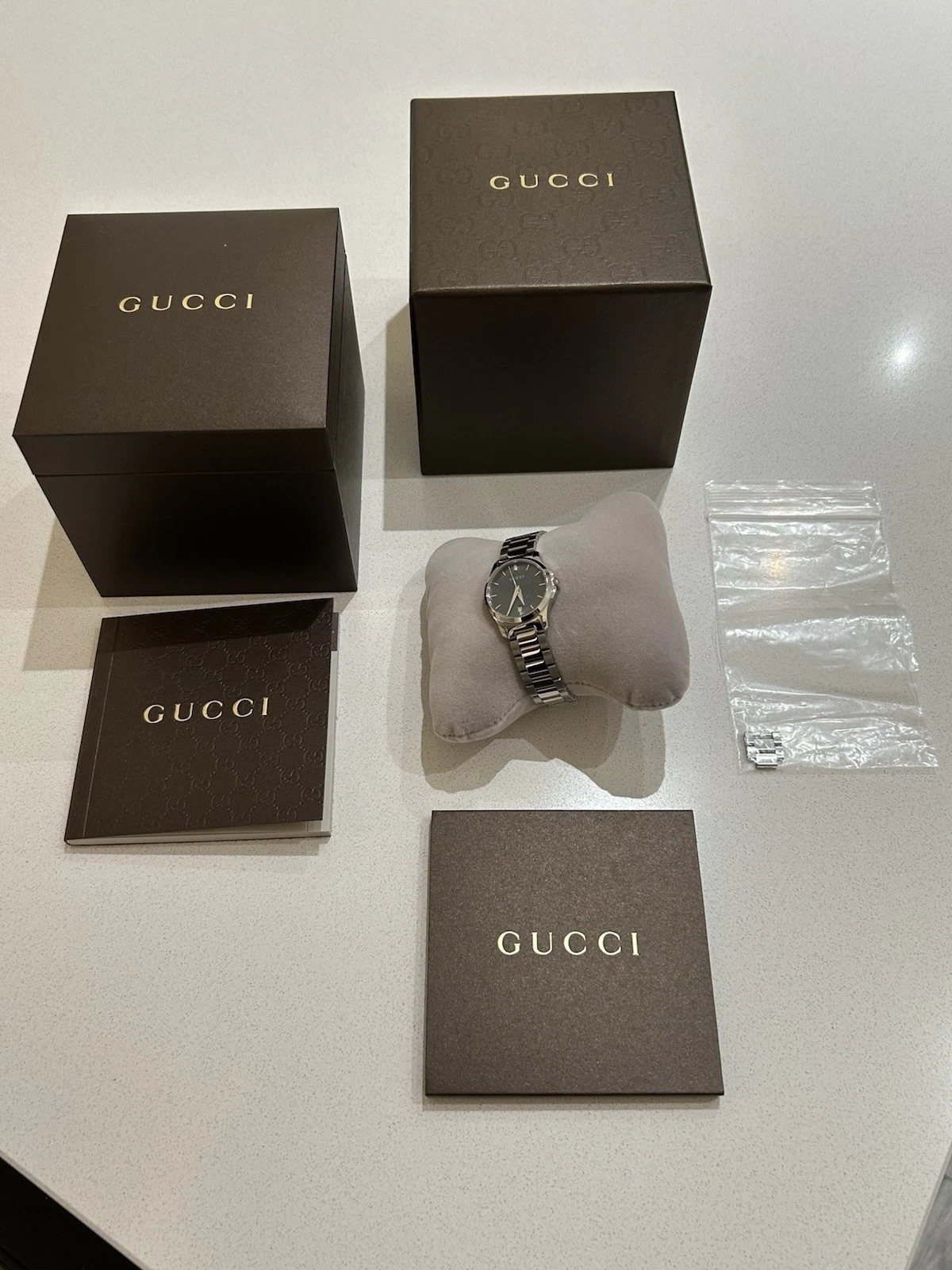 Orologio GUCCI USATO d Gimeless Timel 126 5522 YA126522o indossatoo pochis ottimeioni