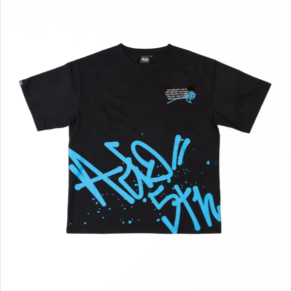 【東京限定】Ado POP-UP タイポグラフィTシャツ東京　Mサイズ Ado 5th Anniversary Pre-Sale Tokyo Typography T-Shirt POPUP STORE