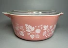 Vintage PYREX Pink Gooseberry 475-B 2.5 QT Casserole Baking Dish with Lid