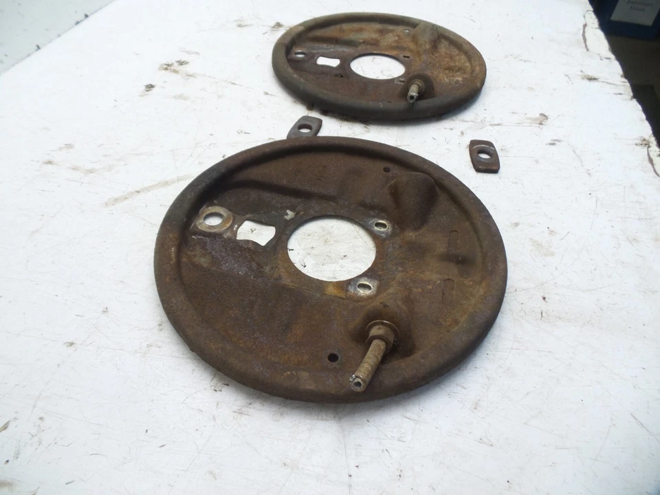82-92 FIREBIRD CAMARO REAR DRUM BRAKE BACKING PLATES DUST SHIELDS ORIGINAL - Image 2 of 4