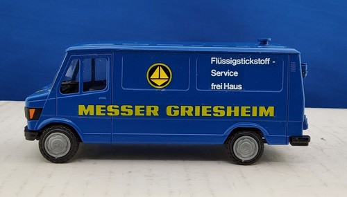 MERCEDES BENZ 207D MESSER GRIESHEIM BOX VAN BY CONRAD #1604 1/50 SCALE MINT - Picture 3 of 15