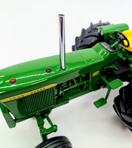 1/16 John Deere 4520 Tractor With Duals, 200th Anniversary Open Station *Custom* - Picture 7 of 9