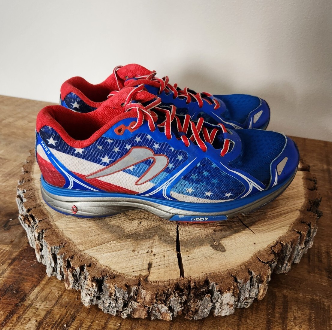 NOBULL Vintage American Flag Shoes (men 7.5 women 9) Trainers Blue Red S2 Nobull shoes crossfit flag - Gem main image 2