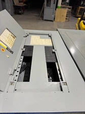 GE 225 200 AMP MLO MAIN LUG ONLY Panel Panelboard 480v 277v TED 24 spaces #860