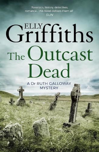 11 x Dr Ruth Galloway Mysteries By Elly Griffiths Paperback Book Bundle - Image 4