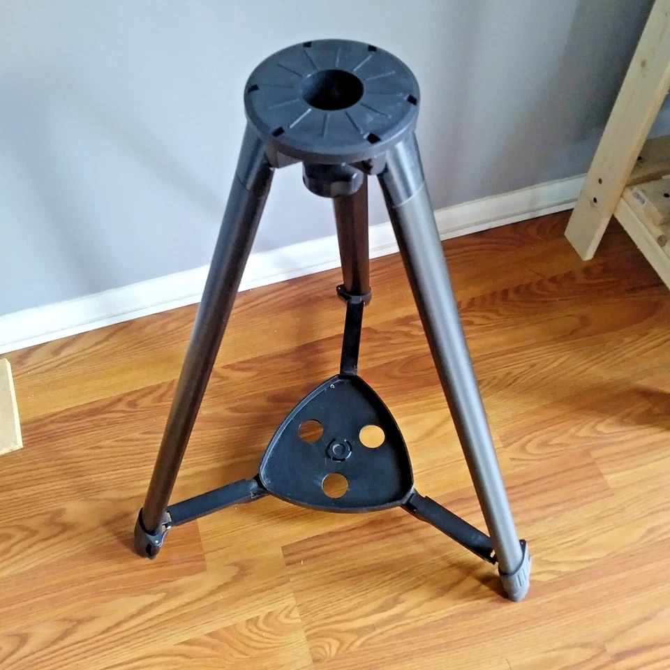 TASCO 49114500 114x500mm Spacestation Telescope - Tripod Base Mount PARTS ONLY - Image 2 of 4