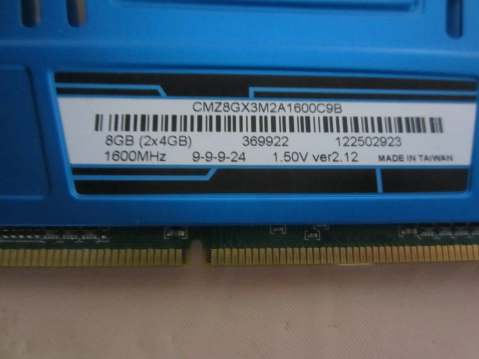 (2) Corsair Vengeance 8GB (2X4GB) and (2) G.skill 4 GBX1 1.5V ( untested) - Image 4 of 4