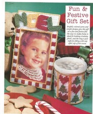 K0012 FUN  FESTIVE GIFT SET PLASTIC CANVAS PATTERN/INSTRUCTIONS
