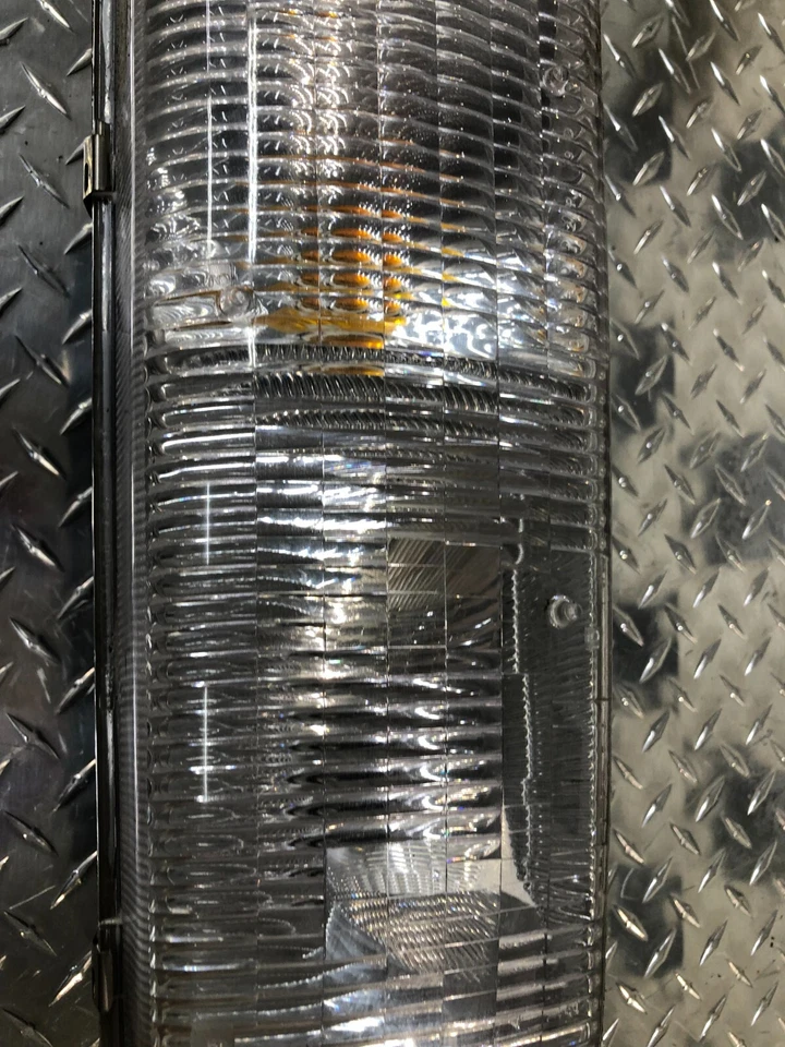 1992 - 1996 年别克 Roadmaster 前乘客右灯总成经测试 Oem — 第 4/4 张图片