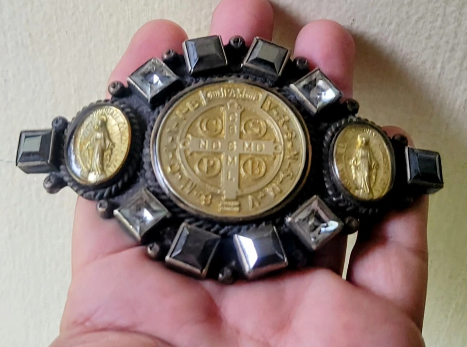 Virgins Saints & Angels Belt Buckle VSA Virgin Mary Cross Jeweled RARE - Image 2 of 4