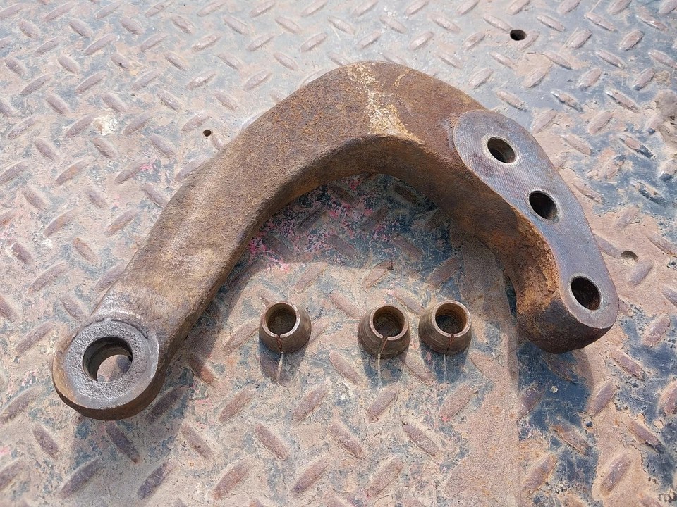 M81-87 DODGE W100 W150 RAMCHARGER 4X4 BRAZO DE DIRECCIÓN OEM y cuñas de cuña  Foto 3 de 4