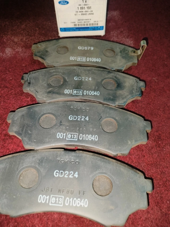 1891191 Kit pastiglie freno  Anteriore per FORD RANGER MAZDA BT-50 Originale  - Immagine 3 di 4