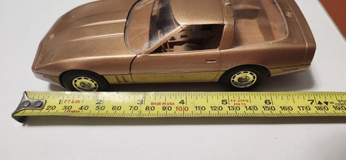 1986 7" Long Chevy Corvette Coupe Sports Car Promo Gold 1:24 Scale Damaged - Picture 11 of 12