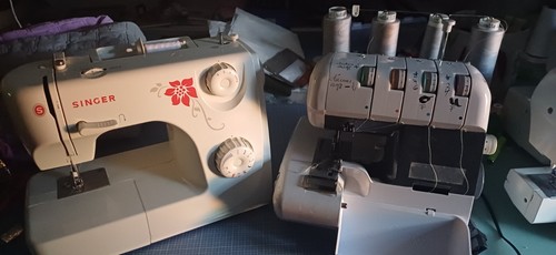 Nähmaschine Singer neu , inkl. Overlock - Bild 11 von 11