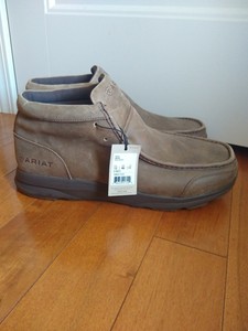 ariat moccasin boots