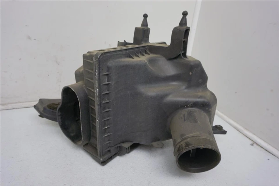 2006-2010 Infiniti M45 4.5L V8 Air Intake Cleaner Filter Box 16500-Eh000 - Image 4 of 4