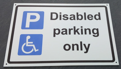 Behindertenparkplatz Schild - Blechschild - A5 A3 A4 - mit oder ohne Löcher