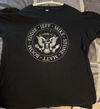 RARE!!!! Pearl Jam Ramons Presidential Logo T shirt. 