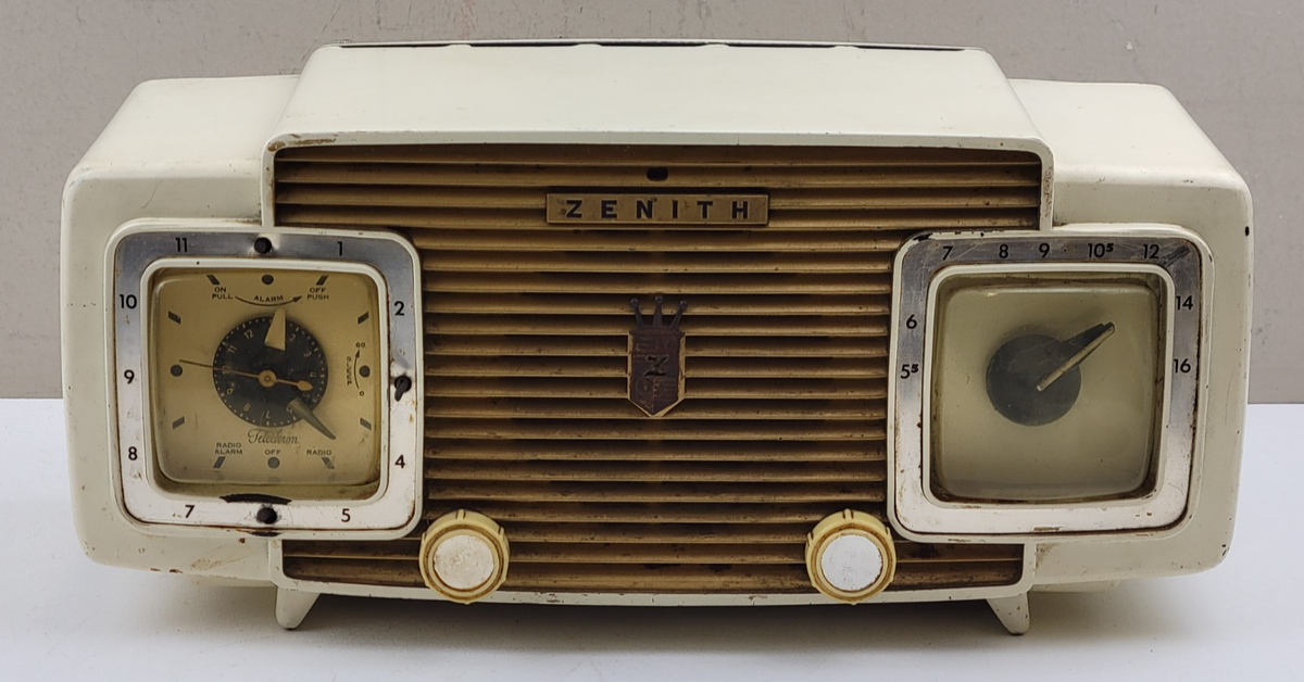 廃盤！希少盤！clusterfunk.「LATTE」 Vintage 1950s MCM Zenith K622 Vacuum Tube AM Radio Alarm Clock