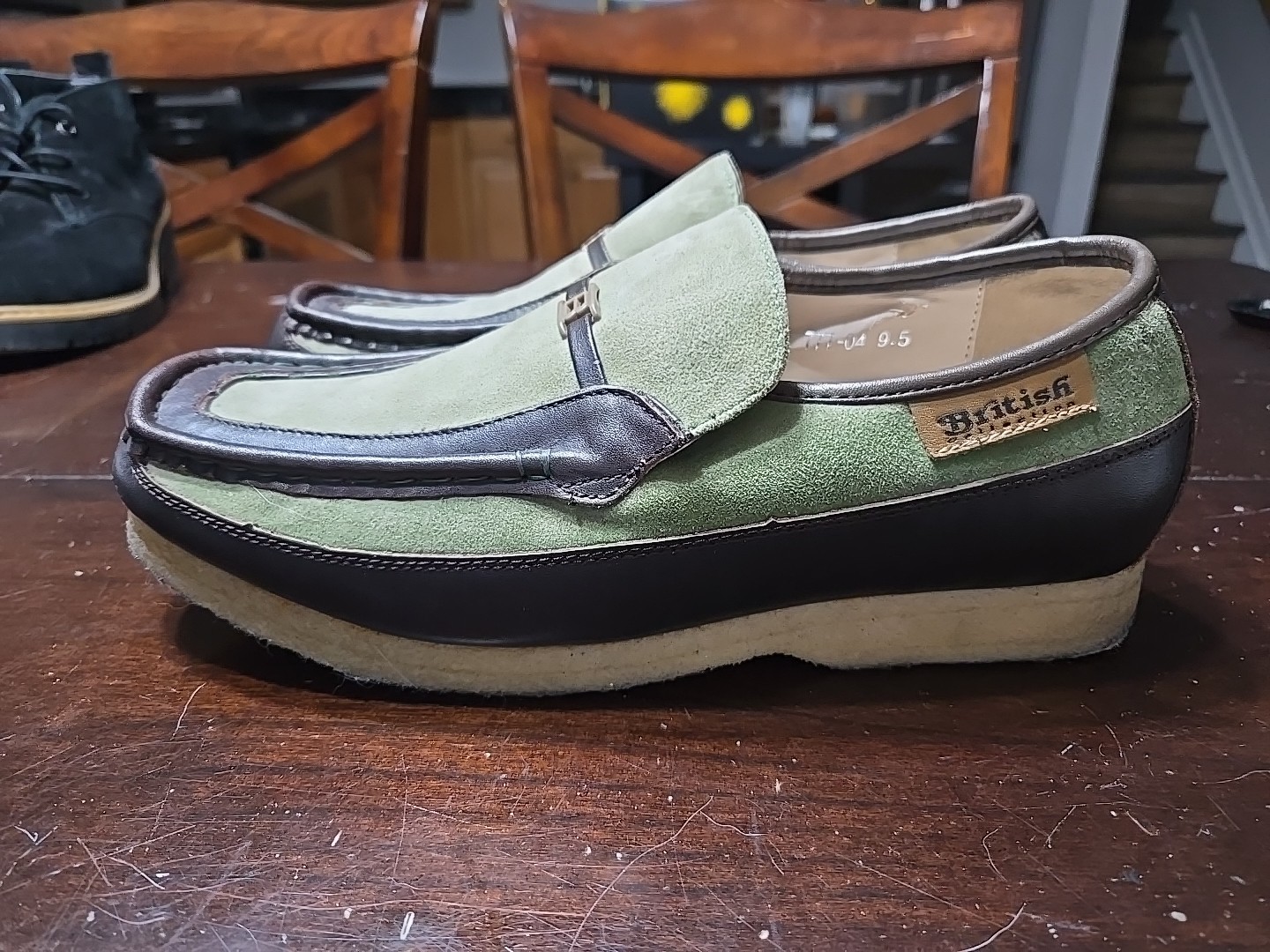 British Collection Power Old School Slipon Shoes Mens 9.5 