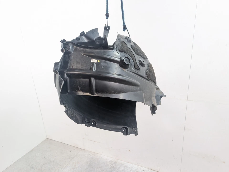 BMW I4 G26 WHEEL ARCH LINER SPLASH GUARD FRONT LEFT PASSENGER SIDE 8738059 2023 - Image 2 of 4