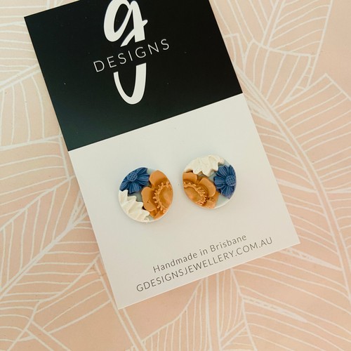 V2 - Stud Earrings - Polymer Clay - 'TEXTURED FLORAL - Sunshine Blues' - Smok... - Picture 2 of 4