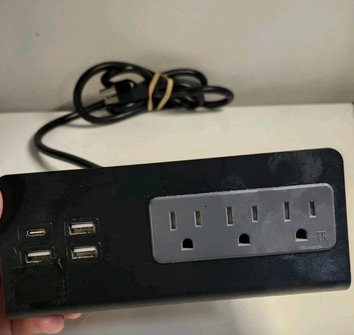Edgemount Nightstand Charger 6 Amp 1 U S B-C Charging Plus 3 USB-A Powerstrip [2 - Photo 6 sur 7