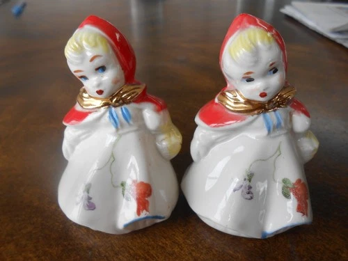 HULL Pottery Little Red Riding Hood Salt & Pepper Vintage Ceramic 135889 3.25" 2