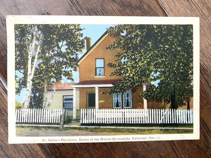 Postcard Home Of Dr Defoe Doctor Of Dionne Quintuplets Callander, Ont 11 Canada
